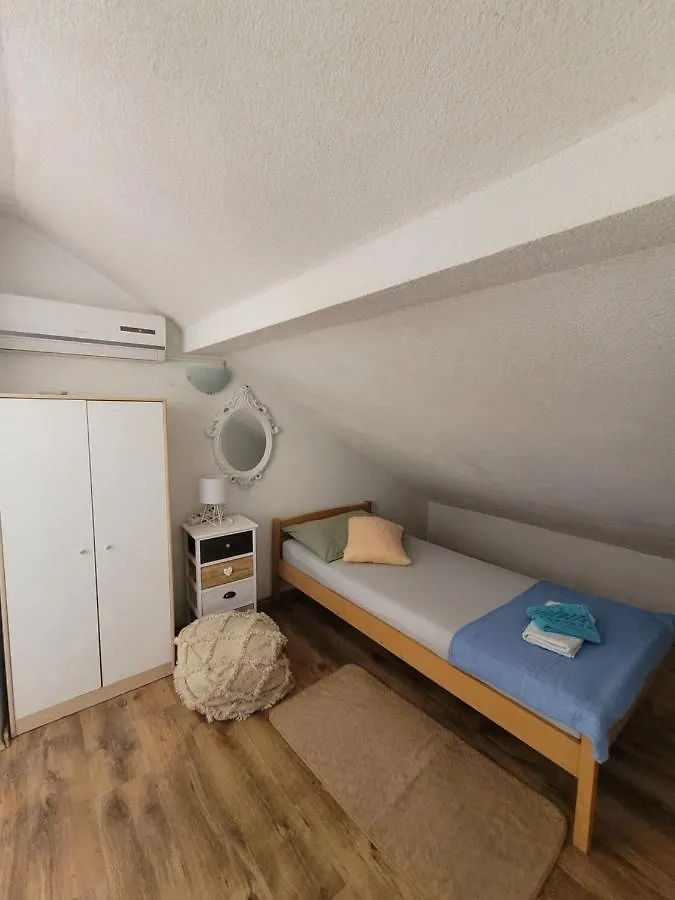 Apartment Anita Trogir