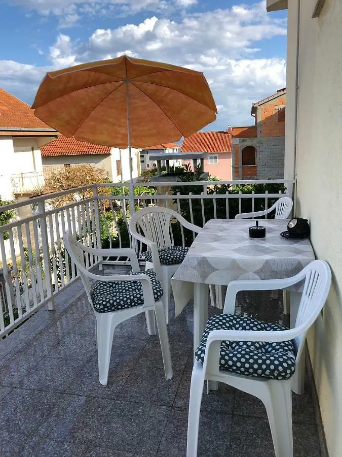 Apartment Anita Trogir